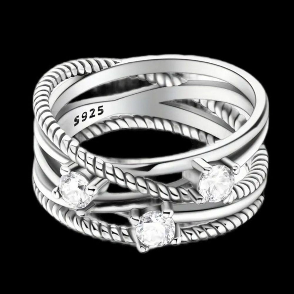 Women’s 925 Sterling Silver with CZ Accents Ring - Size 8 - NWT